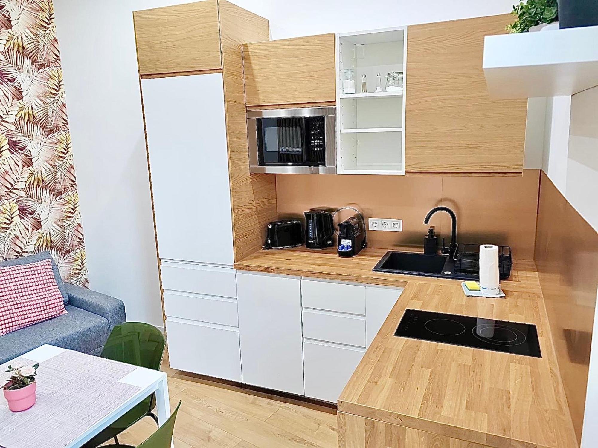 Home R374 #Freeparking Budapest Kültér fotó